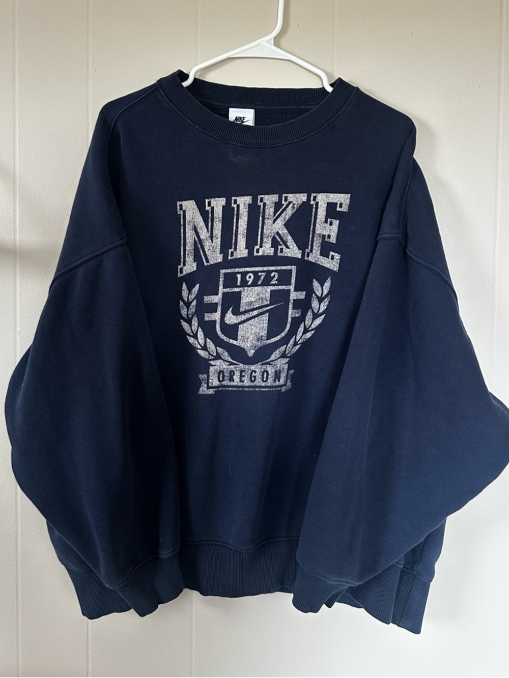 Nike Navy Oversize Graphic Crewneck Sweatshirt